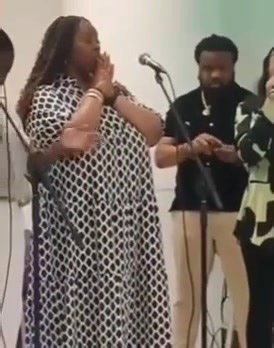 One of my mentees is beyond incredible @chasmadrummondmusic her voice has the gift of healing ❤️🙌🏾‼️ This clip is the true definition of anointed! I love to see when my singers flow and allow God to use them to produce impactful moments like this one right here. #group7 #vocalcoach #vocalgladiators #vocals #singing | Charles Perry