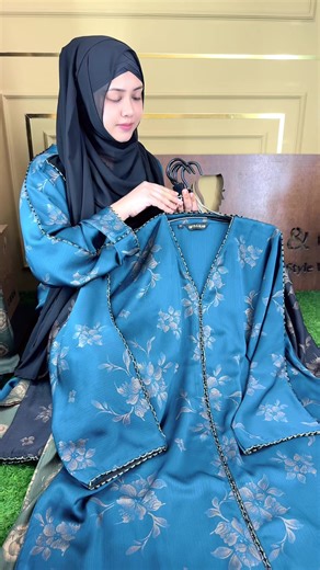 গরমে আরামদায়ক জুম প্রিন্ট বোরকা এবং হিজাব