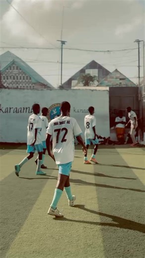 ciwankeni hore cilad naga qabsate ee waa kan saxda ah ee jiddah jungle academy ee waxa no awoodo noo tawo🥺