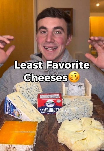 Eating My Least Favorite Cheeses🥴 #cheese #cheeselover #mukbang | Blue Cheese