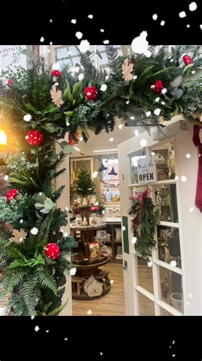 The studio is open and bursting with lots of Christmas decor and gifts , so why not pop along and have a browse 🎄 | Paper Petals By Lisa