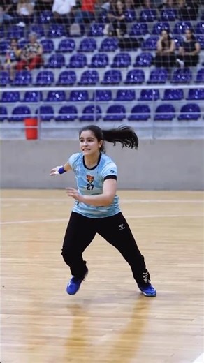 Ye jo chilman #shorts #shortvideo #basketball #volleyball #girls #sports🎯 #flowers #20kfollowers