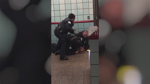 Opening statements Tuesday in case against Chicago cops over 2020 CTA station shooting