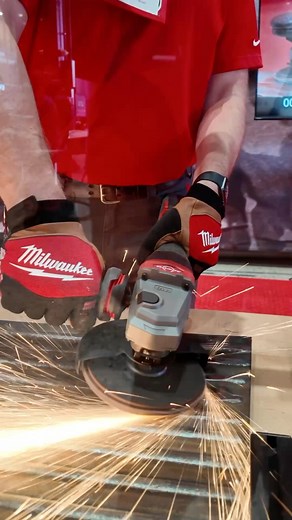 ✅Nueva generacion de Esmeril angular de 6” de @milwaukeetool_latam #Herramientas #Fabricacion #Metal | Los Bestauradores