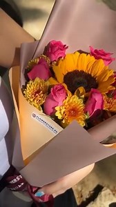 Sunflowers on a Sunday pls | FlowerStore.ph