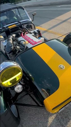 Bringatrailer 1998 Caterham 7 HPC (High Performance Caterham) Front Clamshell Removal