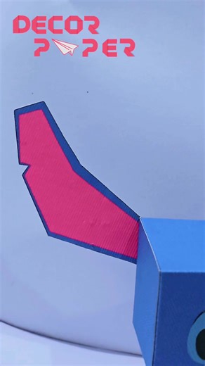 Angel y Stitch: Papercraft Creativo para Decoración