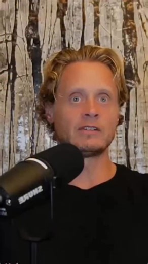 Most people say: “Let me know if you need anything.” And it sounds kind… but when you’re overwhelmed, sick, anxious, or depleted — that sentence can still feel heavy. Because it leaves you doing the asking. You deciding what’s okay. You worrying about being a burden. Real support doesn’t live in vague offers. It lives in specific action. “I’m going to the store Tuesday — what can I grab for you?” “I’m near your place — want me to drop something off?” “I’ve got an extra hour — laundry, kid pickup