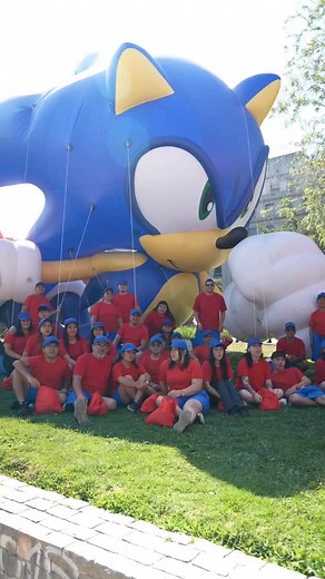 A minutos de que comience el Paris Parade 2025 🤩, la emoción se siente en el aire. Estamos listos para vivir este gran desfile y celebrar juntos nuestros 125 años 💙. | Paris