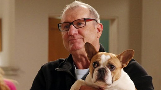 Fred Willard stars as Phil's dad in Modern Family