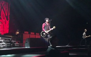 Green Day - Too Dumb to Die [LIVE]