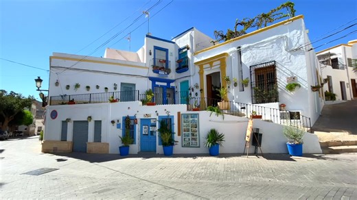 Descubre la belleza de Níjar: Encanto y tradición en el corazón de Almería