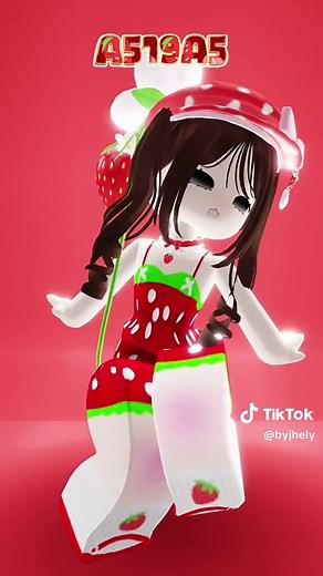 Creative Strawberry-Themed Outfit Ideas for Roblox