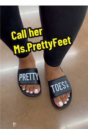 There’s nothing better than a woman with pretty feet