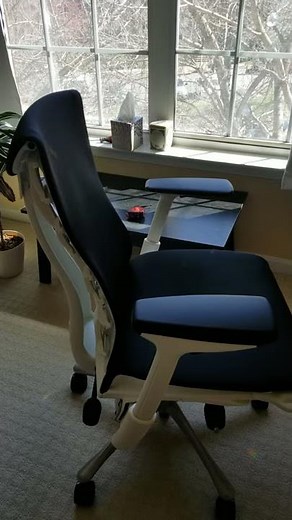 How to Raise a Herman Miller Embody Chair Out of the Box