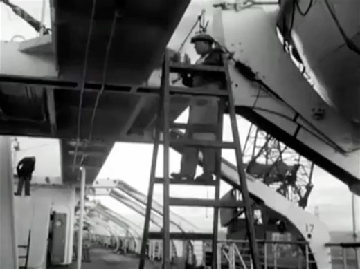 Newsreel from the Queen Mary's signifigant annual refit in 1951 where the entire ship was given a thorough "spring cleaning" which took place in Southampton: | RMS Queen Mary