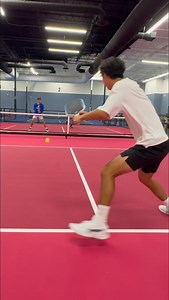 @thomas_yu literally flipping pancakes with his forehand and backhand using the same grip More on how he’s doing this shot soon…. | Pickleball Focus