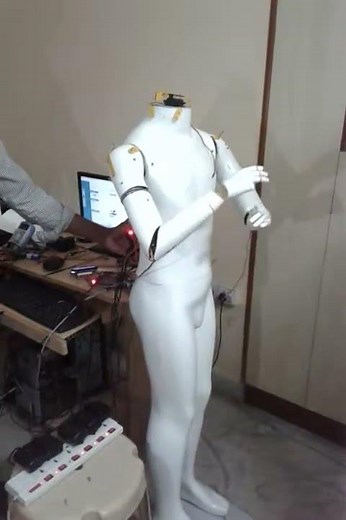 PanoModel Robot (Mannequin robot) Pro-evolution at Pantech Robotic Research Lab