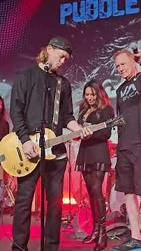 Puddle of Mudd singer Wes Scantlin refuses to finish song "Psycho" live on stage 2/2/2024