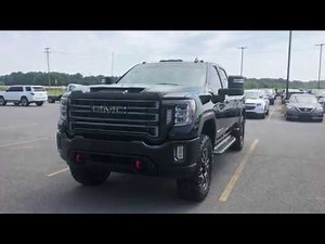 2020 GMC Sierra 2500HD AT4 w/ leveling kit and 37" Tires