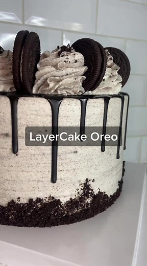 Delicious Oreo Layer Cake Recipe