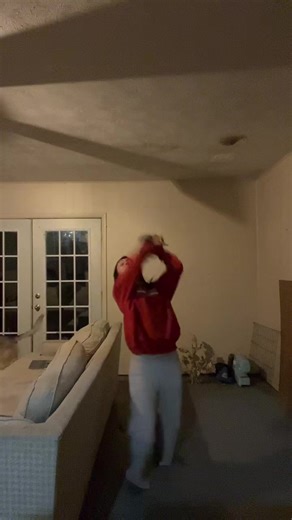 Caused me to toss my damn slipper and everything 😂