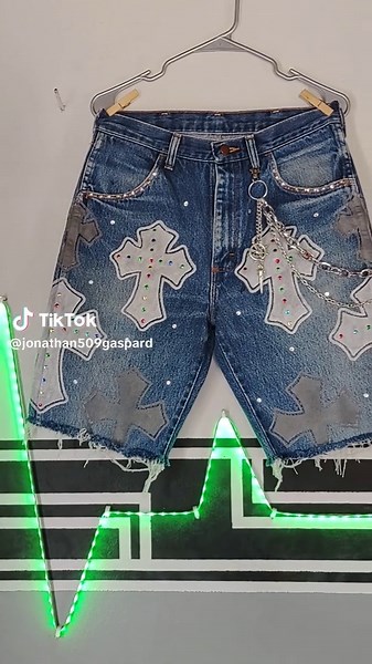 #costom #acrylic #ayisyentiktok🇭🇹 @𝑪𝑰𝑵𝑨𝑹𝑻_𝑪𝑼𝑺𝑻𝑶𝑴🎨🖌️