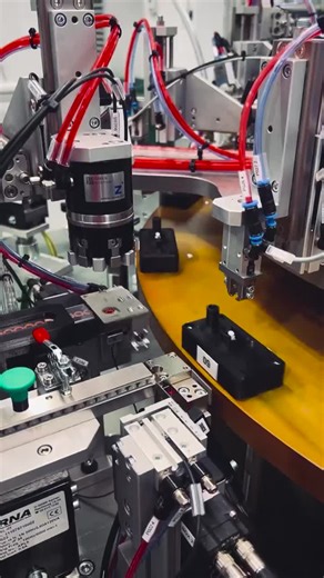 #zimmergroup #theknowhowfactory #vsengineering #automation #automotive #handling #assembly #robotics | Zimmer Group