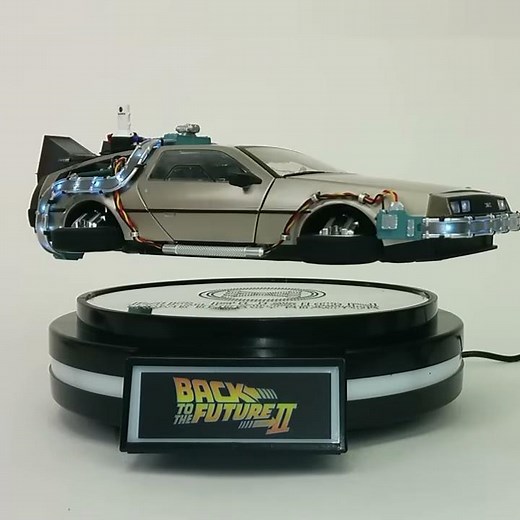 Back to The Future II 1/20 Scale Magnetic Floating DeLorean Time Machine