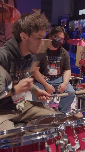 This January, the NAMM Show rocked Anaheim, California! 🎸 Huge thanks to everyone who joined us and to our incredible Yamaha Artists who lit up the booth and Grand Plaza stage. From jam sessions to interactive demos, the booth was buzzing with music magic. 🎶 Missed it or want to relive it? Check out the Yamaha NAMM 2025 recap. En janvier, le NAMM Show a fait bougé Anaheim, en Californie ! 🎸 Un grand merci à tous ceux qui nous ont rejoint et aux incroyables artistes Yamaha qui nous ont offert 