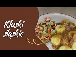 Najprostszy polski obiad — kluski śląskie, gulasz i surówka z kiszonych!