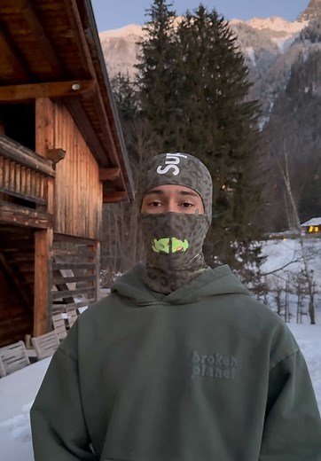 Supreme Heat Reactive Balaclava Review and Styling Tips