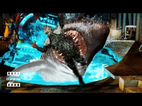 Deep Blue Sea | Surprise Shark Attack! | ClipZone: High Octane Hits