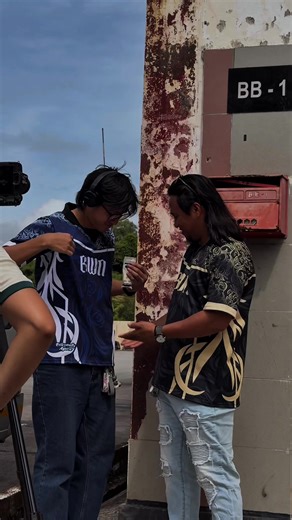 🐦‍⬛ Printink Edition — Code: Bayang | Temparik ⚡️ Dark tones. Heavy lines. Intentional details. This shoot focuses on the design language behind Bayang & Temparik — where form, texture, and symbolism are brought to life on screen. A closer look into the visual world of the collection. Full video dropping soon. #BWNPrintink #BWNSquad #BruneiBusiness #PrintinkEdition #Bayang