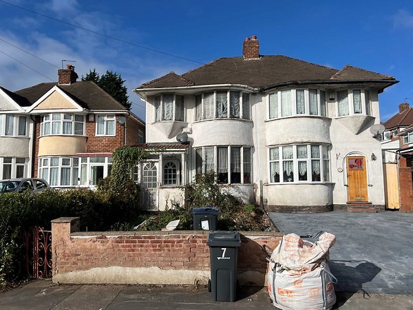 Inside the Birmingham house up for auction with a guide price of £1 (but it’ll need a bit of work)