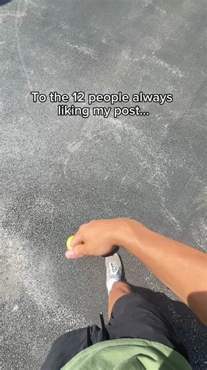 Who wants one? ⬇️ #fyp #keychainspinner #keyrambit #gamingontiktok