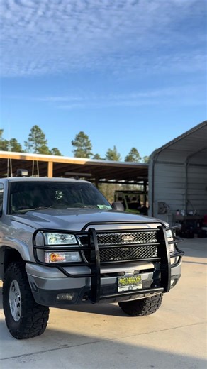 Exploring Big Willy Dig Rigs: Clean and Simple Design