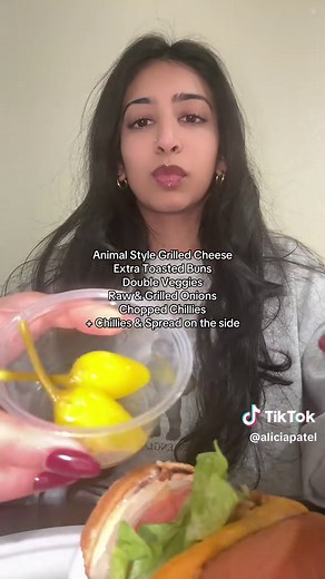 In-N-Out vegeterian ultimate ordering hacks! #vegetarian #innout #innoutorder #animalstyle #innoutburger
