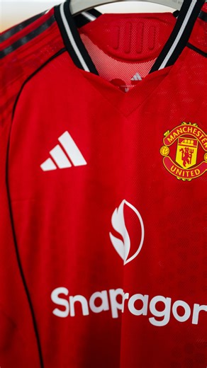 Inside the dressing room 🪡🔴 | Manchester United