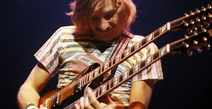 Hotel California Guitar Backing Track by Eagles Guitar Backing Track