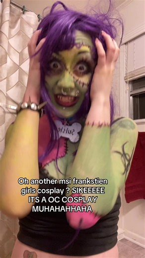 Creative OC Cosplay and Zombie Makeup Ideas