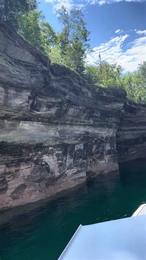 Pictured Rocks National Lakeshore why are you so gorgeous?