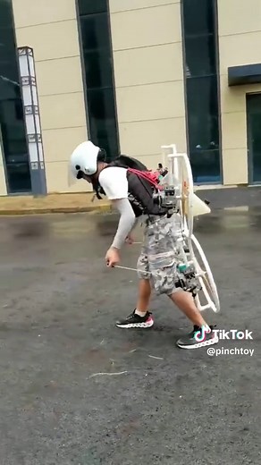 Do you think l can fly?🛸🛸🛸🛸#flying #drone #UAV #tiktok ✊✊✊✊✊🛸🛸🛸🛸🛸