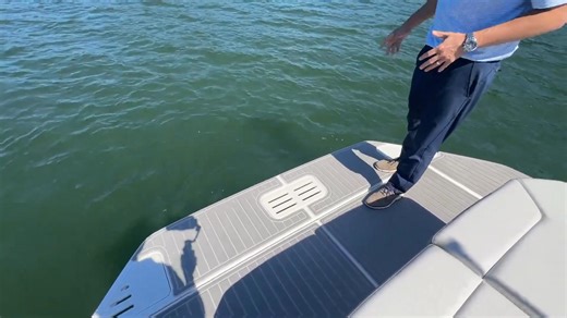 7.2K views · 13 reactions | 2026 Sea Ray Sundancer 320 | MarineMax Lake Lanier Part 2 | MarineMax | Facebook