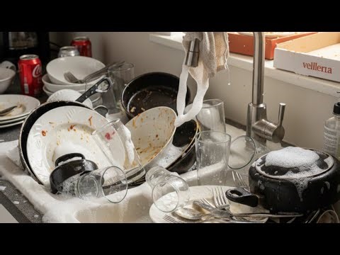 Amazing Dishwashing Tricks That Will Save You Time & Water