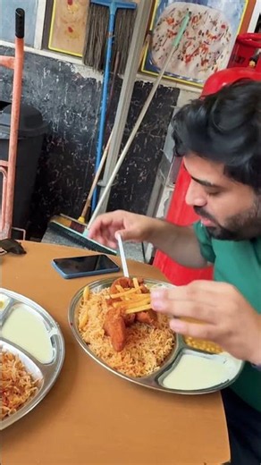 Spicy street food eating challenge | Kash butt food vlogs | #kashbuttfoodvlogs #bhaat #foodtalkindia