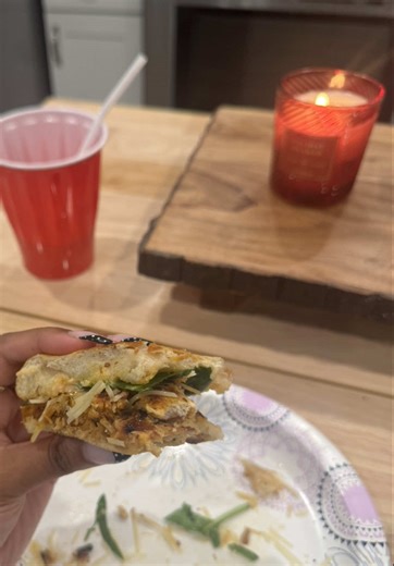 it’s been a while but stick with me here!! check out my youtubeeee link in bio #chickendinner #quickrecipes