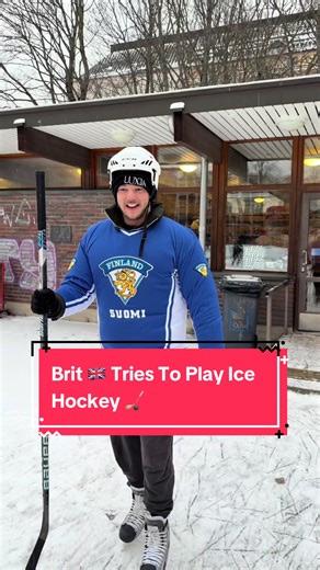 Brit Tries Ice Hockey for the First Time in Finland