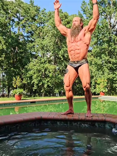 Liver King cold plunge