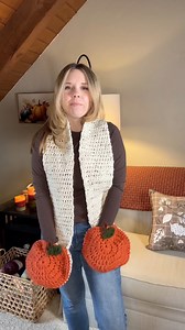 🎃✨ Finally Fall Freebies: Day 2 ✨🎃 Today’s freebie is the Pumpkin Pocket Scarf Crochet Pattern! 🧶 Made with bulky yarn, this scarf works up quickly and features handy pockets at each end—perfect for keeping your hands warm (or holding a pumpkin spice latte 😉). 👉 Download it FREE today only! After midnight, it goes back in the shop. https://www.hookedonhomemadehappiness.com/super-scarf-pumpkin-pockets/ #CrochetPattern #FreeCrochetPattern #FinallyFallFreebies #CrochetScarf | Hooked On Homemad